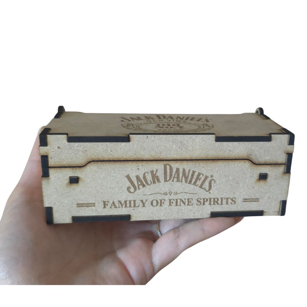 Poklon kutija Jack Daniel’s – personalizirana graviranjem